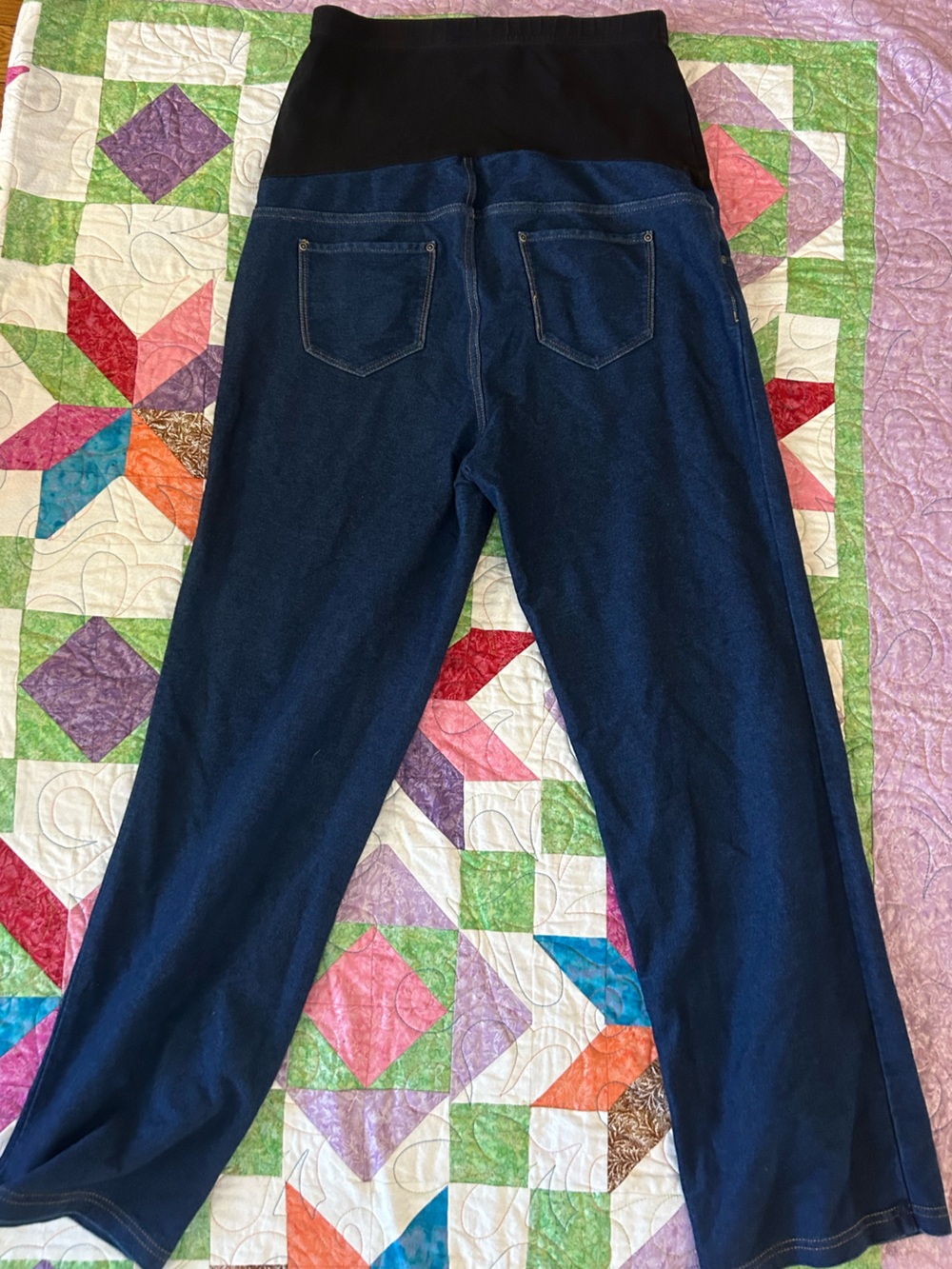Maternity pants - Picture 2 of 3